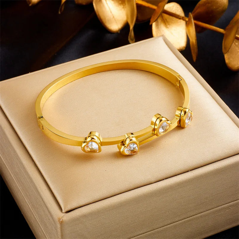 Golden Heart Charm Bangle